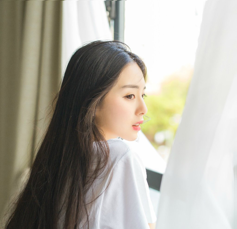 怎么助吕布并未在信中提及，只是让他见机行事，有一点可以确定的是，江东近期会有大动作。